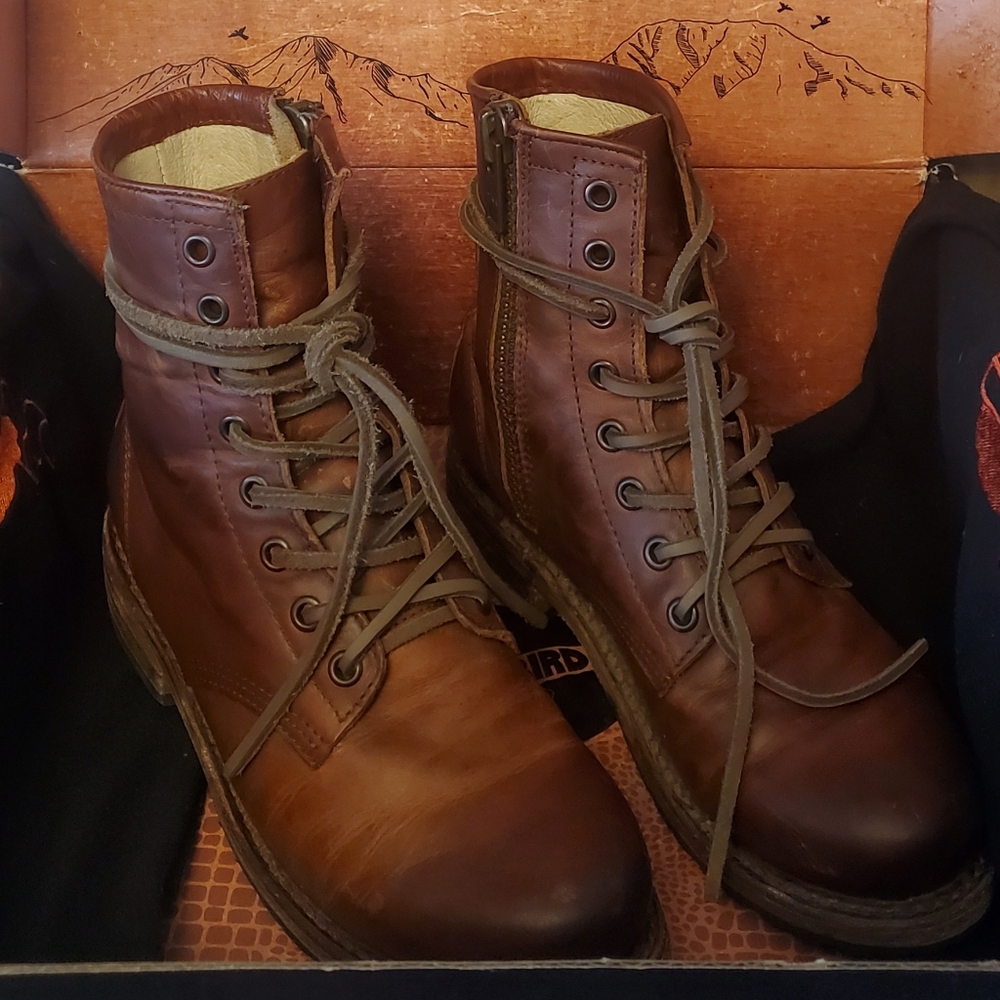 Freebird by Steven Manchester in Cognac Size 6 Boot